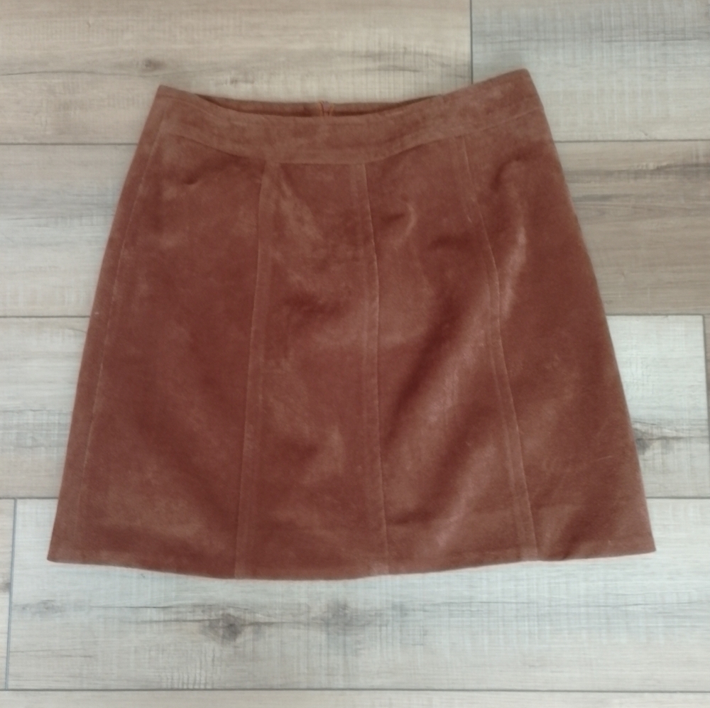 Polin size 42 skirt 15.5" waist (measured flat)